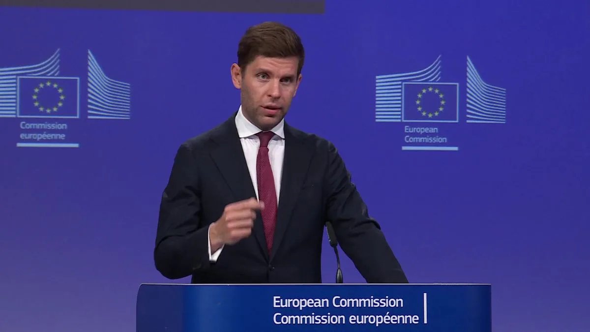 Еврокомиссия ожидает выделить Украине первые 9 млрд евро до конца июня