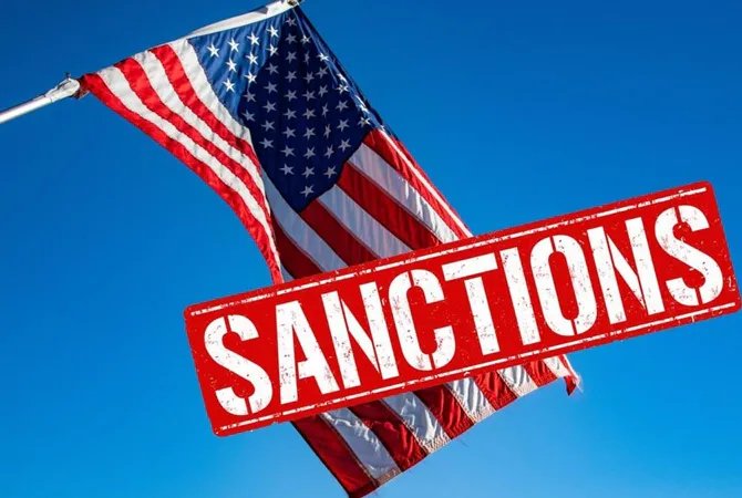 США ввели новые санкции из-за поставок иранской нефти в Китай