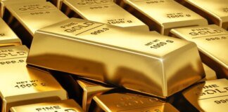 Золото держится выше 4740 долларов из-за кризиса в Ормузском проливе и страха новой инфляции