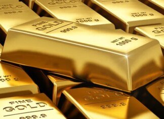 Золото держится выше 4740 долларов из-за кризиса в Ормузском проливе и страха новой инфляции