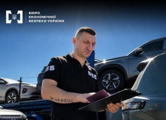 В Украину пытались завезти контрабандой партию электрокаров