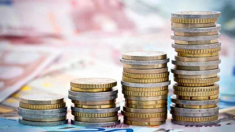 Украинцы в этом году уплатили 15,8 млрд грн земельного налога — на 14,3% больше, чем в прошлом году