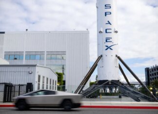 SpaceX готовится к IPO с оценкой более $2 трлн уже в среду – Bloomberg