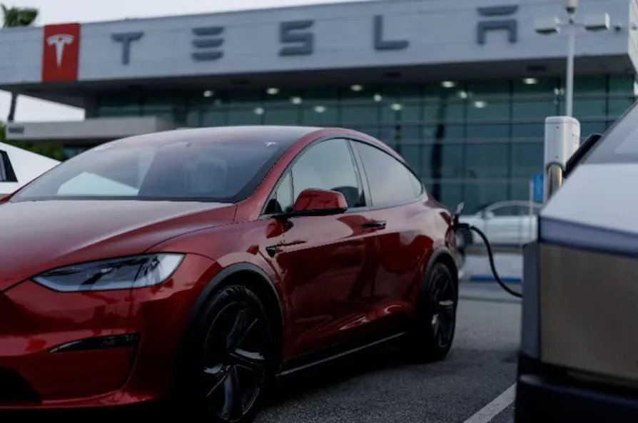 Tesla впервые за два года повысила цены на автомобили Model Y в США