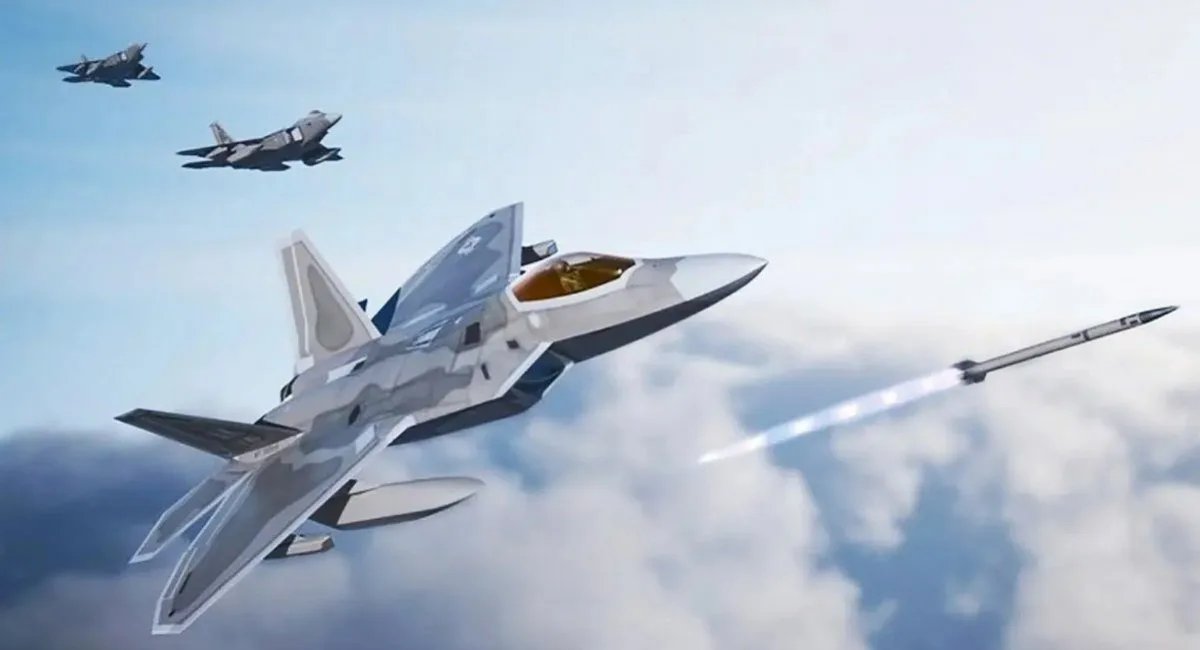 В США впервые за девять лет показали новейшую ракету AIM-260, есть ли у Украины шанс получить ее