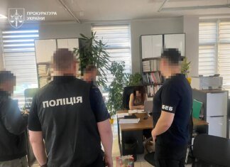 Разоблачена схема уклонения от уплаты почти 40 млн грн налогов на "теневой" сети секонд-хенда