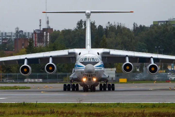 Авиация под давлением: чем грозит Украине переквалификация платежей за аренду самолетов в роялти