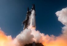 SpaceX провела первый успешный запуск ракеты Starship версии V3