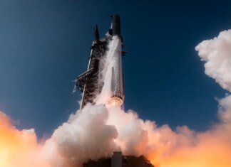 SpaceX провела первый успешный запуск ракеты Starship версии V3