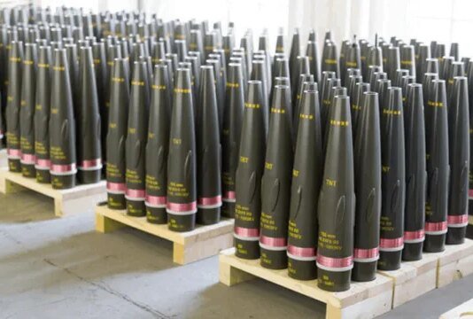 АОЗ закупило рекордное количество дальнобойных 155-мм снарядов и сэкономило 16% — Федоров