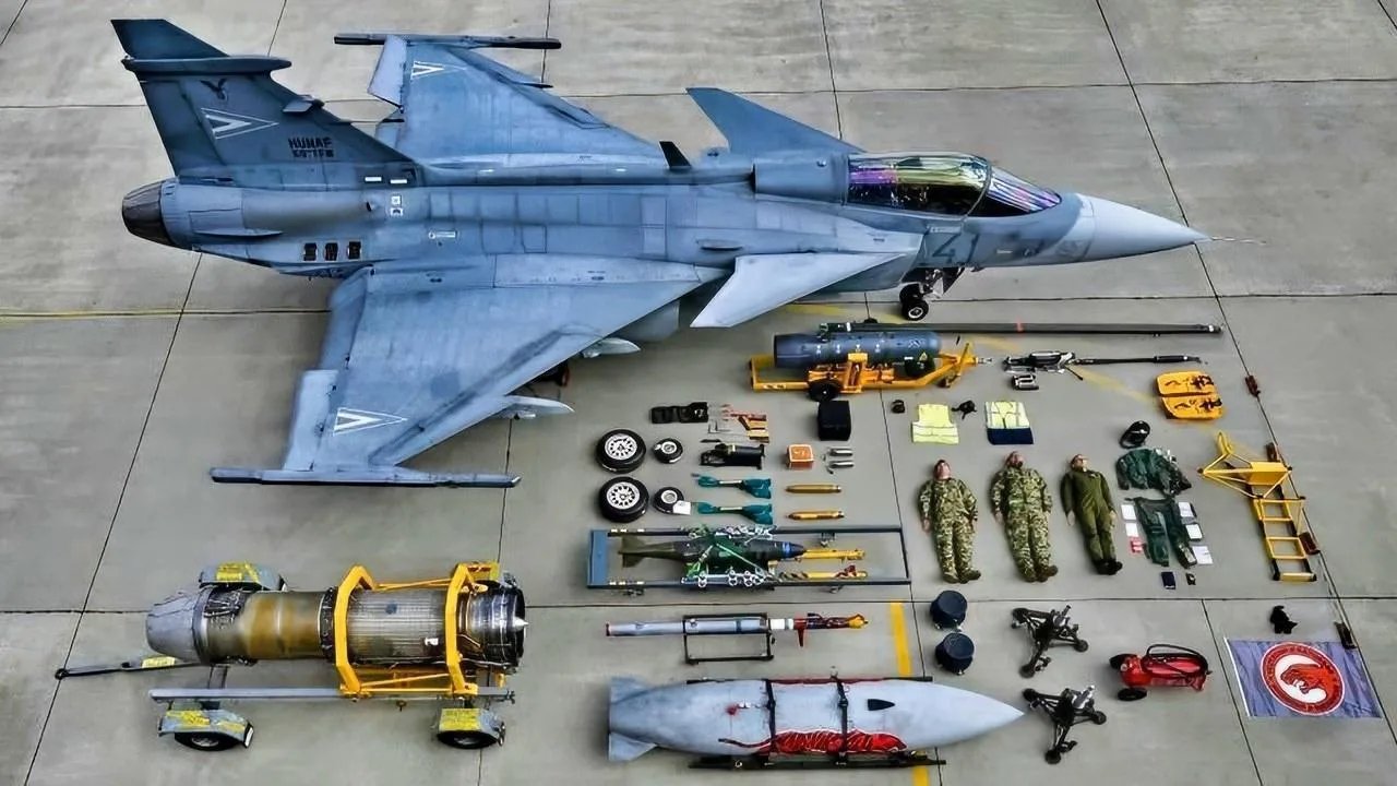 Швеция подтвердила начало обучения украинских пилотов на Gripen и готовит передачу дальнобойных ракет