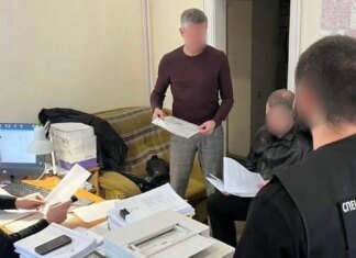 Хищение 5 млн гривен на спутниковых телефонах для ВСУ в Полтавской области — дело передали в суд