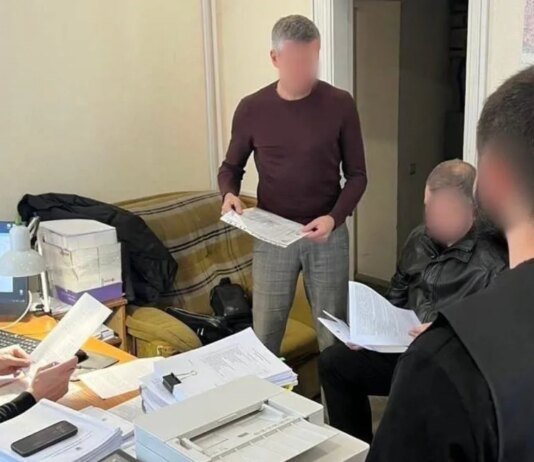 Хищение 5 млн гривен на спутниковых телефонах для ВСУ в Полтавской области — дело передали в суд