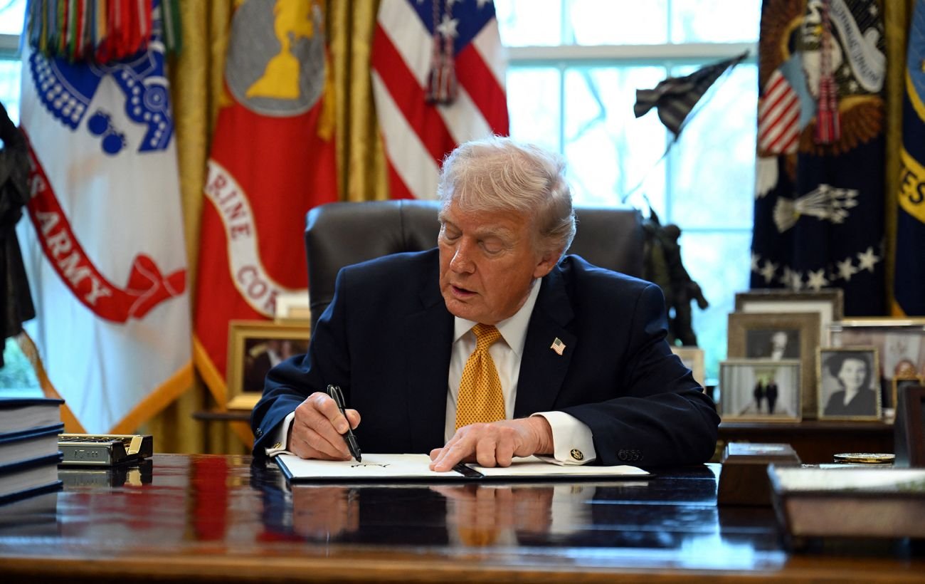 Трамп ввел санкции против высокопоставленных чиновников Кубы