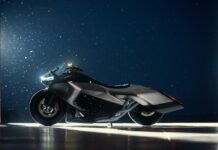 Баварский футуризм: BMW представила невероятный шестицилиндровый мотоцикл (фото)