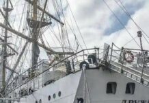 Российский катер атаковал парусный фрегат «Дружба» в Одесском морпорте