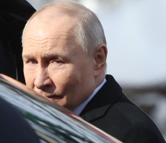 Почему Путин резко заговорил о мире? В The Guardian назвали пять причин