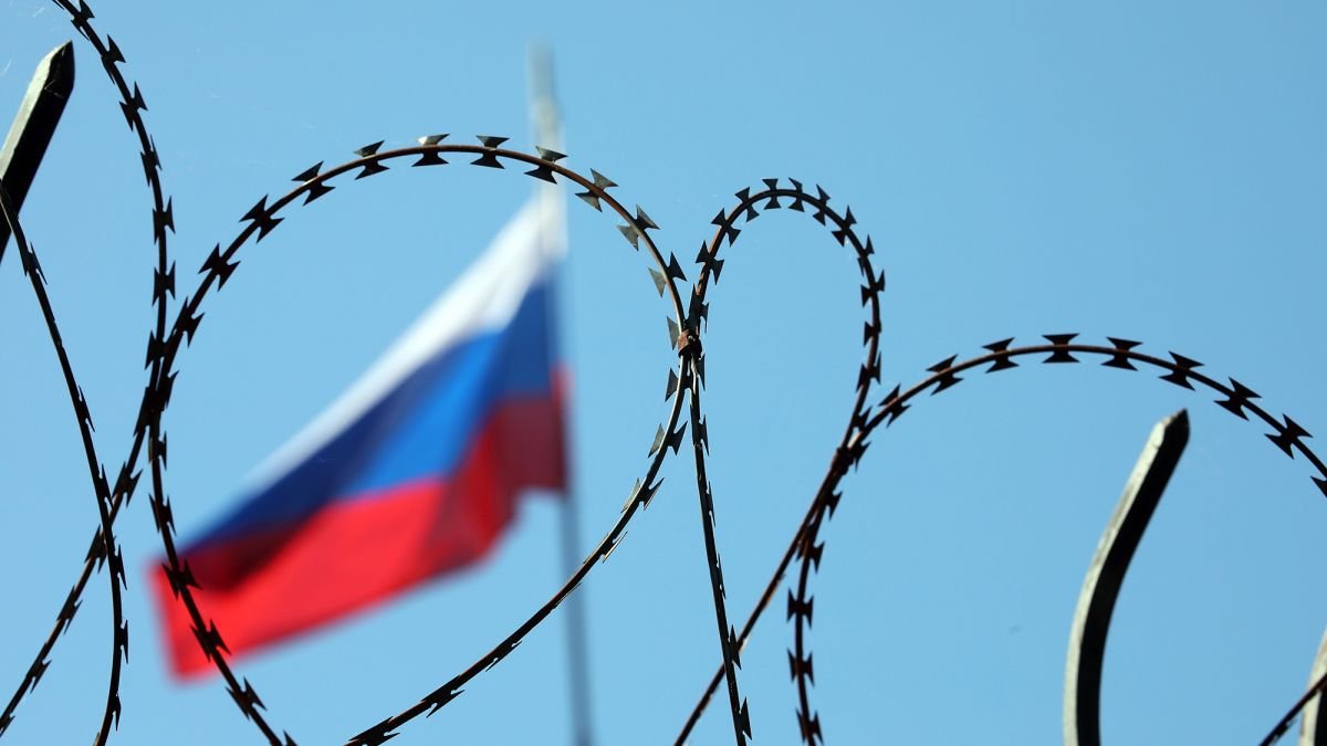 Поставляет микросхемы для дронов: в ЕС хотят ослабить санкции против РФ ради компании из КНР