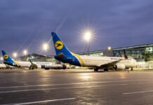 Москва может согласиться: Украина хочет договориться об «аэропортовом перемирии» с Россией, — Politico