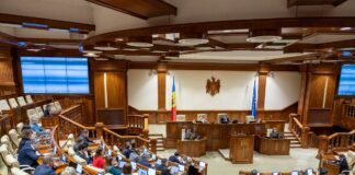В Молдове сорвали заседание парламента из-за русского языка: детали скандала