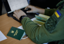 Или работай, или служи: в Украине готовят новые правила для 2 млн мужчин, которые прячутся от мобилизации