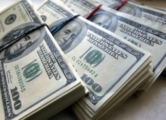 США закрываются от мира: Андрусив и Романенко о последствиях для глобальной экономики