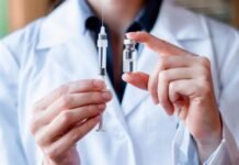 Вспышка Эболы в Африке: в ВОЗ анонсировали разработку вакцины