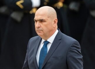 В Румынии отправили в отставку проевропейское правительство Боложана
