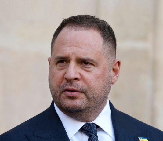Ермак назвал «необоснованным» сообщение ему о подозрении