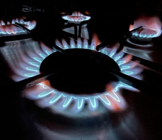 Сколько будет стоить газ в июне: свежие тарифы для украинцев