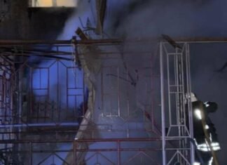 Российские беспилотники атаковали юг Одесщины: загорелись балконы и автомагазин, — ФОТО
