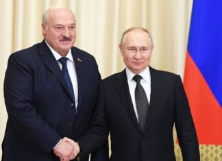 Беларусь стала одной из опор российской военной экономики, — AP