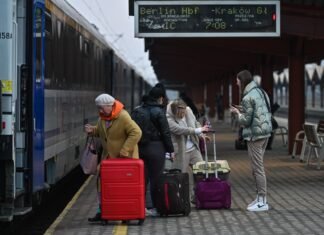 Чехия хочет ужесточить правила для украинских беженцев: что может измениться
