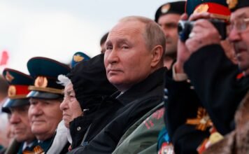 Каспаров о возможности свержения Путина: плохая война приводит к переменам