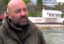 Море у Одессы покрылось подозрительными пятнами после атаки РФ