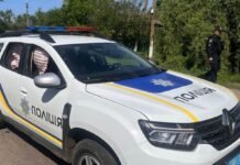На Черниговщине дрон РФ атаковал авто патрульных: ранены трое полицейских