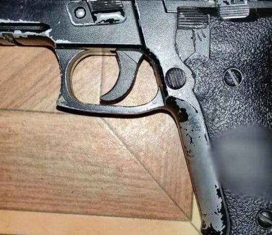 В Одессе пассажир с пистолетом напал на таксиста посреди поездки, — ФОТО