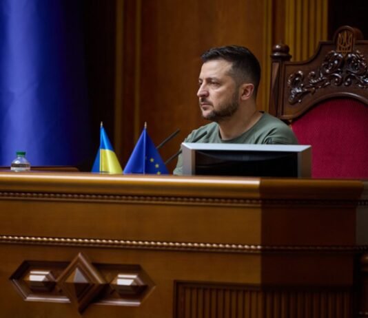 Зеленский встретится с главами фракций Рады: источники РБК-Украина назвали топ-тему