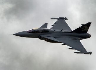 Шведские истребители Gripen станут приоритетом Минобороны для защиты неба