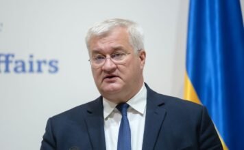 Сибига о нарушении РФ режима «тишины»: Путина волнуют парады, а не человеческие жизни