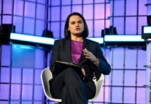 Тихановская приехала на место прилета в Киеве и сделала резкое заявление о Лукашенко