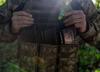 Проданы или на складе? Что не так с громким заявлением ВСК по «бронежилетам Миндича»