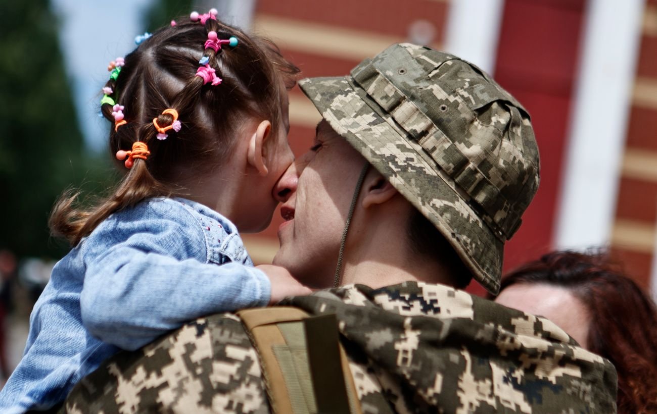 Детям пленных и пропавших военных теперь проще сменить место жительства