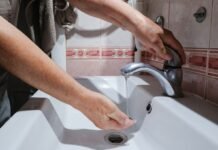 В Виннице масштабные перебои с водой после обесточивания станции