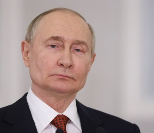 Германия отвергла предложение Путина назначить Шредера переговорщиком между ЕС и РФ