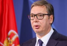 Президент Сербии объявил о планах провести досрочные выборы в парламент