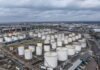 Bloomberg дал неутешительный прогноз по ценам на нефть на ближайший год