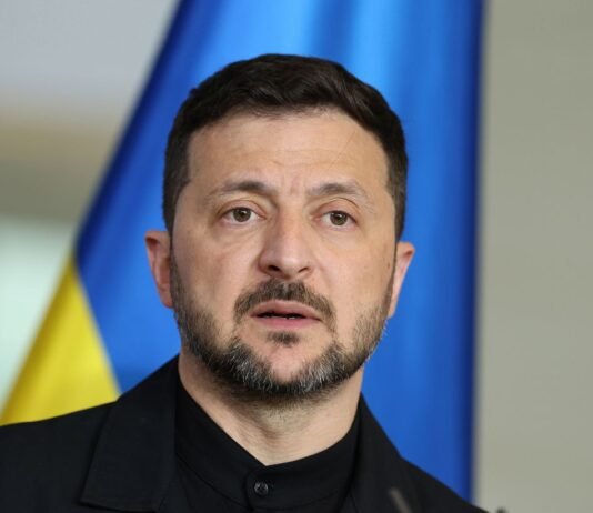 Силы обороны поразили два нефтяных танкера РФ в Новороссийске, — Зеленский