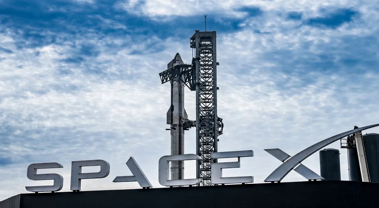 SpaceX отступила от традиций на IPO с ценой за акцию — Reuters
