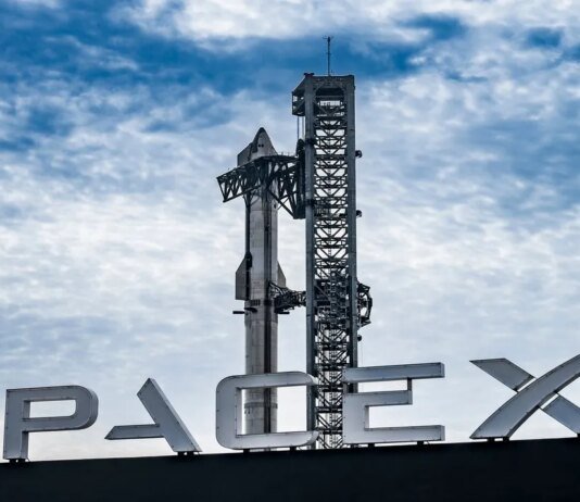 Акции SpaceX колеблются около отметки в $2 трлн после трехдневного обвала